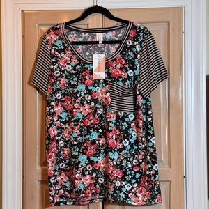 HoneyandLace New Black Floral and Striped Short Sleeve Top